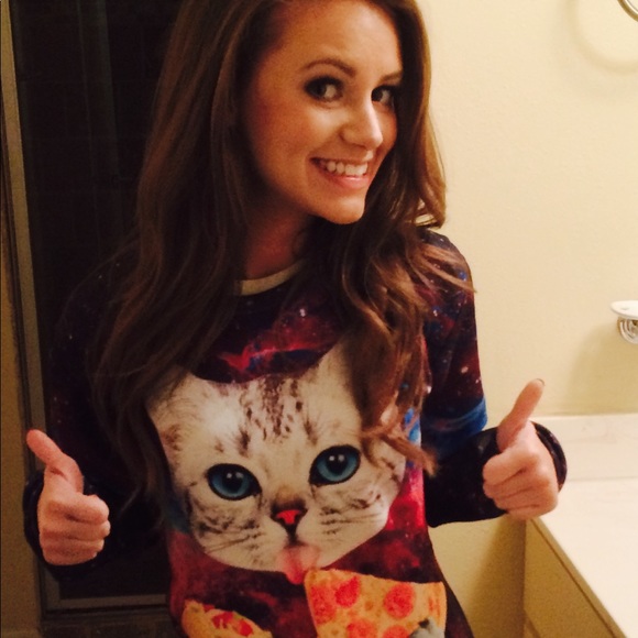 Meet your Posher, Kate - Picture 2 of 5